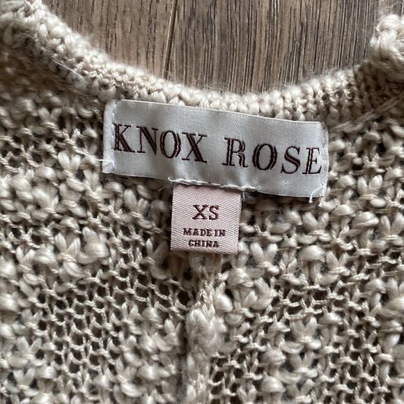 Fringed sleeveless Cardigan - Picture 8 of 11